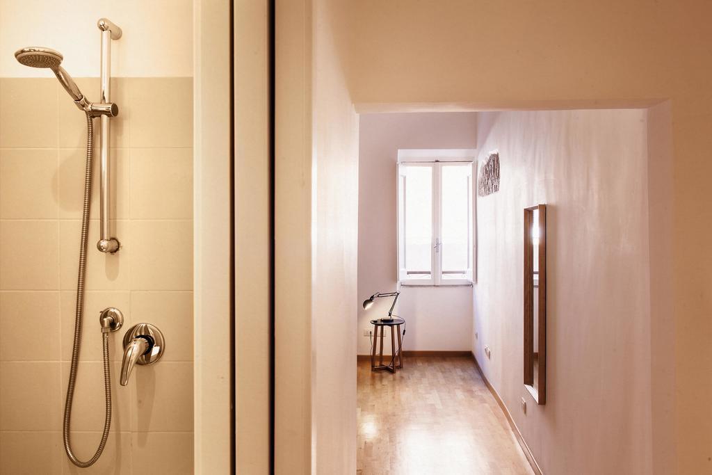 Apartment Trasteverehome - Paglia House Of 17Century In Trastevere Rome